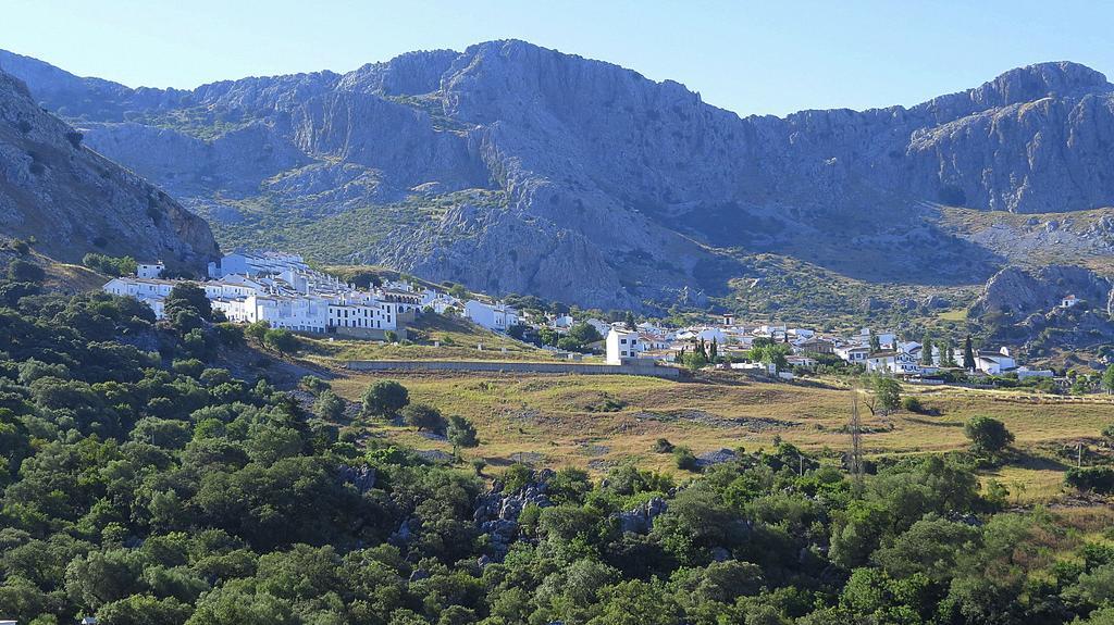 Apartamentos Rurales Sierra Alta Benaocaz Extérieur photo