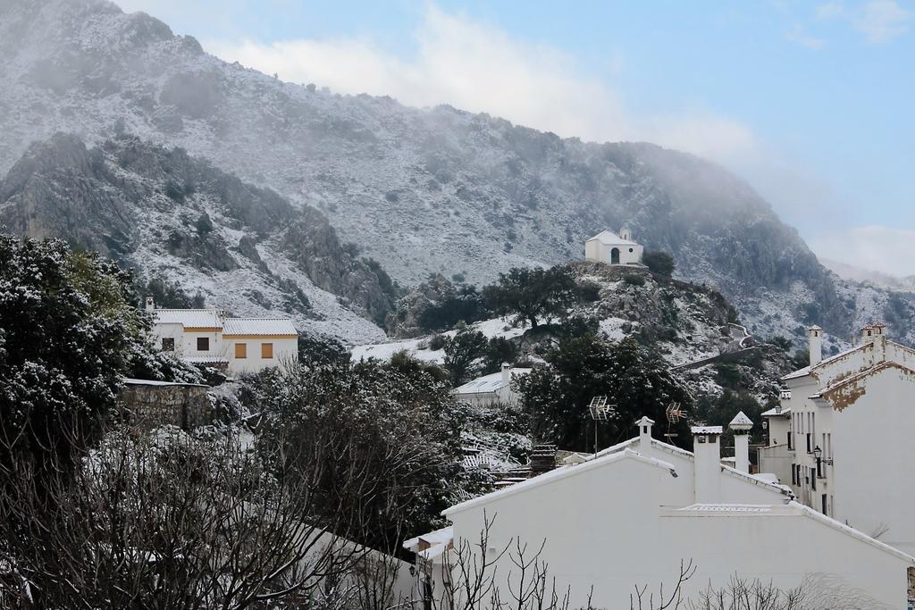 Apartamentos Rurales Sierra Alta Benaocaz Extérieur photo