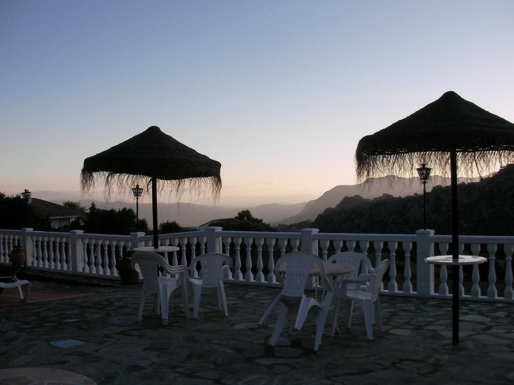 Apartamentos Rurales Sierra Alta Benaocaz Extérieur photo