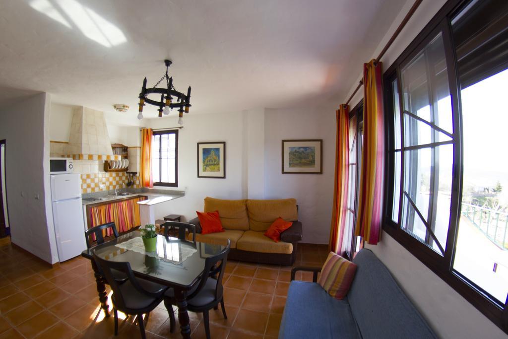 Apartamentos Rurales Sierra Alta Benaocaz Extérieur photo