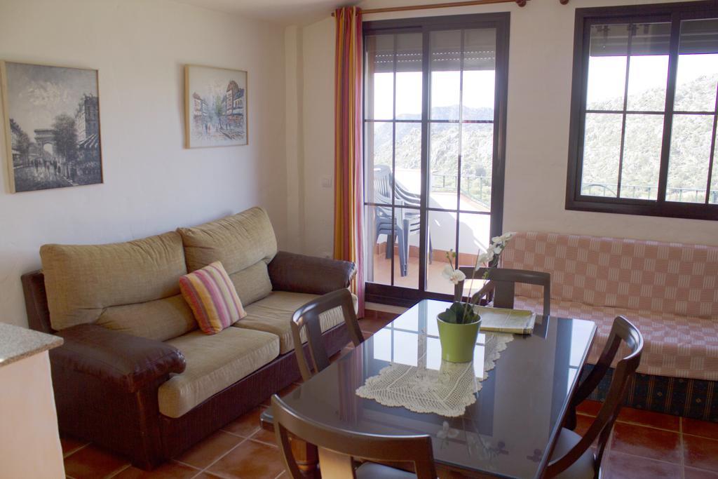 Apartamentos Rurales Sierra Alta Benaocaz Extérieur photo